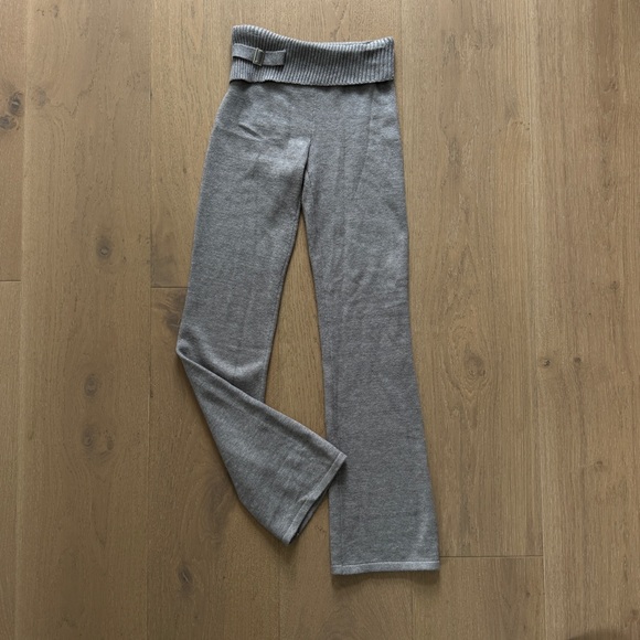 2 pc Set Frankies Bikinis Aimee Fleur Sweater Hoodie and Knit Pants Set - Picture 13 of 13